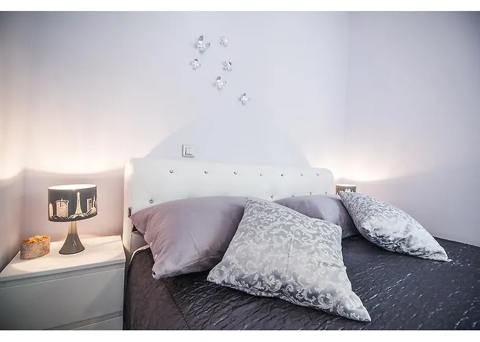 Splendid Marjan Apartment *