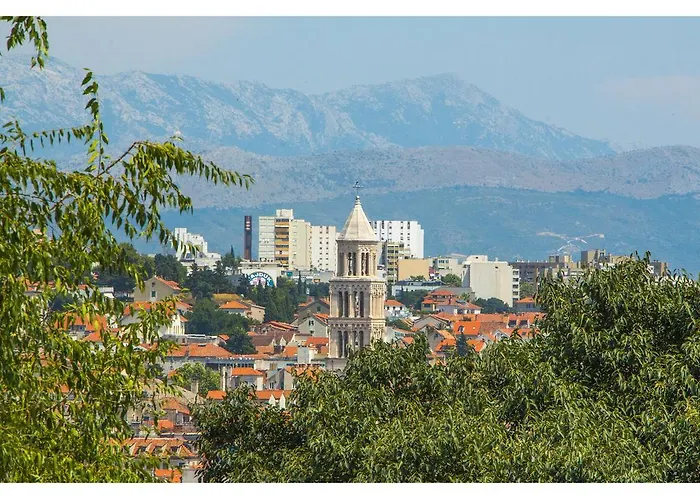 아파트먼트 스플렌디드 마리얀 *