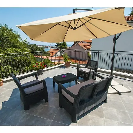 아파트먼트 스플렌디드 마리얀 *