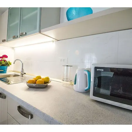 아파트먼트 스플렌디드 마리얀 *